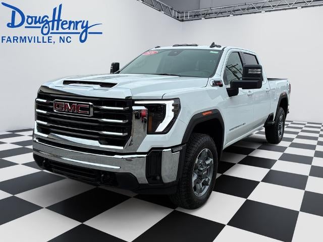 2026 GMC Sierra 2500 HD SLE in Summit White — front three-quarter view